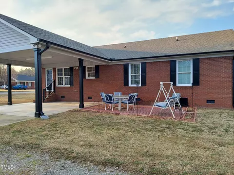 Exterior - 111 Cindy Ct, Erwin, NC 28339 photo 5 of 7
