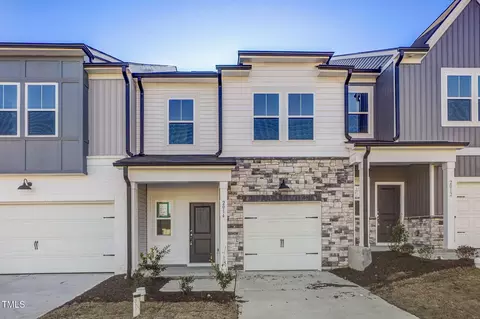 2004 Regal Dr #86, Durham, NC 27703