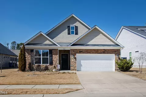 7525 Poplar Meadow Ln, Raleigh, NC 27616