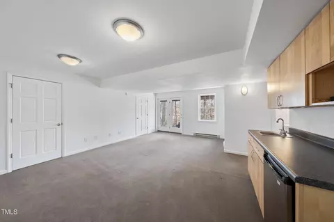Living - 2004 Beecham Cir, Raleigh, NC 27607 photo 6 of 8
