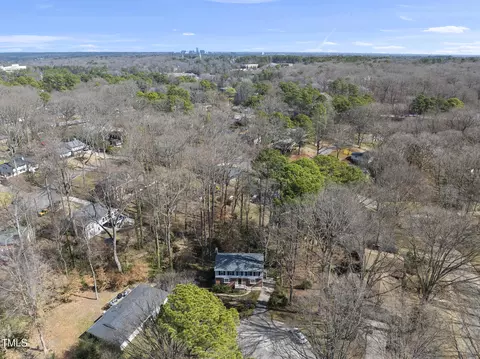View/Area - 2004 Beecham Cir, Raleigh, NC 27607 photo 3 of 4