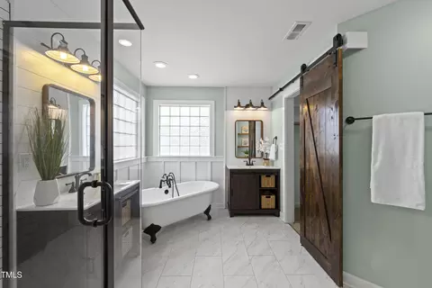 126 Claire Dr, Clayton, NC 27520