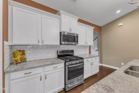 Kitchen - 637 Copper Beech Ln, Wake Forest, NC 27587 photo 4 of 7