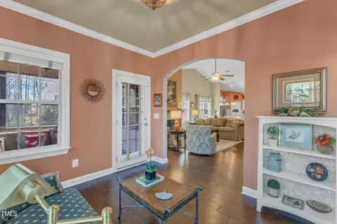 Entry Way - 637 Copper Beech Ln, Wake Forest, NC 27587 photo 4 of 4