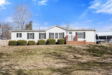136 Pelham St, Haw River, NC 27258