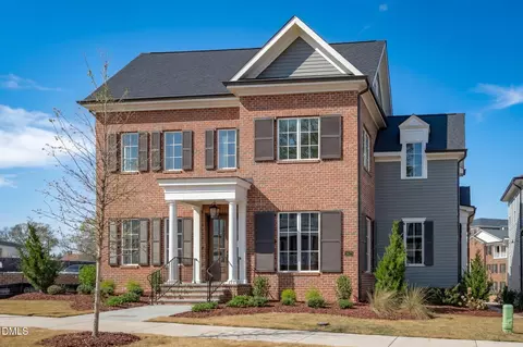 2623 Marchmont St, Raleigh, NC 27608