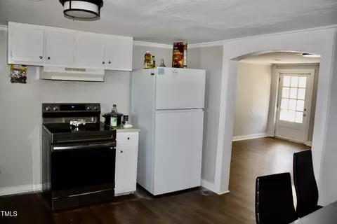 Kitchen - 1960 Brogden Rd, Smithfield, NC 27577 photo 1 of 2