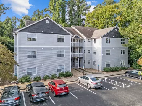 1130 Carlton Ave #103, Raleigh, NC 27606