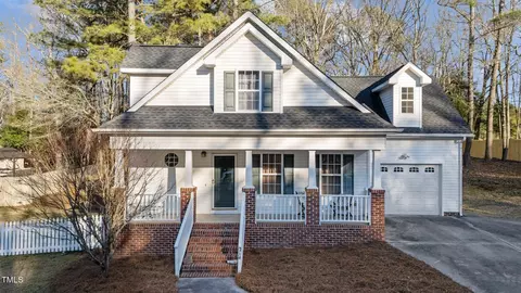 214 Linville Ln, Willow Spring, NC 27592