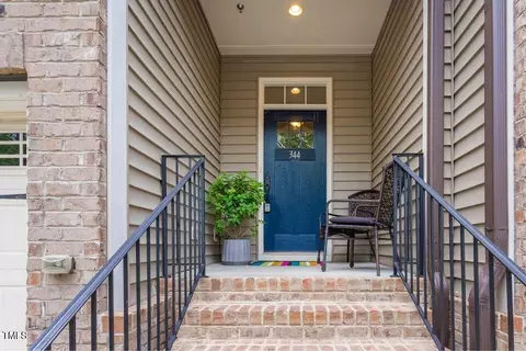 344 Rose Walk Ln, Carrboro, NC 27510