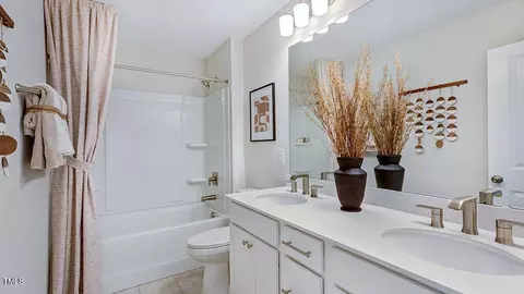 Bath - 8711 Wardle Ct, Wake Forest, NC 27587 photo 2 of 2