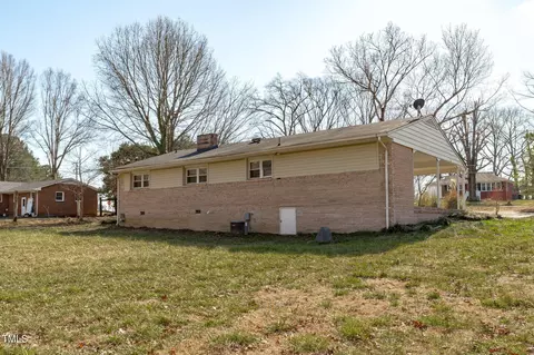 Exterior - 413 Hocutt Rd, Durham, NC 27703 photo 3 of 6