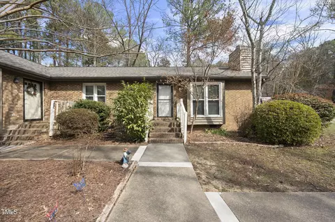 300 W Woodcroft Pkwy #28D, Durham, NC 27713