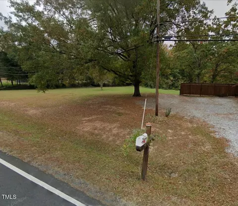 3534 Cheek Rd, Durham, NC 27704 photo 3