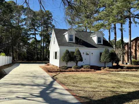 Exterior - 100 N 6th St, Erwin, NC 28339 photo 2 of 3