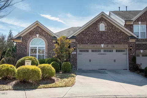 2702 Kingsbury Ct, Burlington, NC 27215