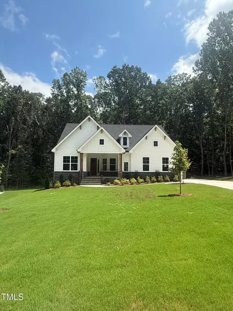 60 Valebrook Ct, Youngsville, NC 27596