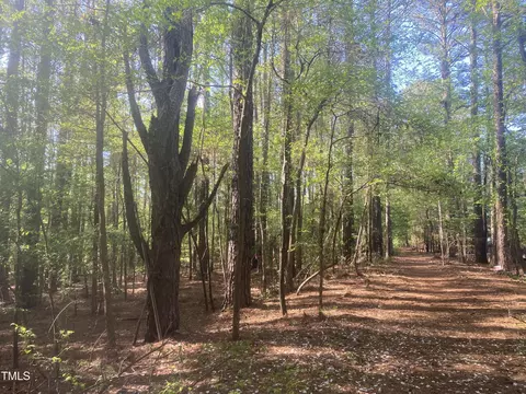 232 Curlew Dr, Chapel Hill, NC 27517