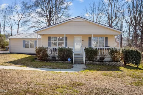 231 Patterson Dr, Roxboro, NC 27573