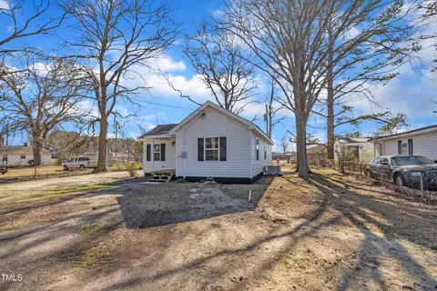 Exterior - 210 Circle Dr, Smithfield, NC 27577 photo 1 of 8