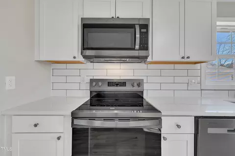 Kitchen - 210 Circle Dr, Smithfield, NC 27577 photo 4 of 4