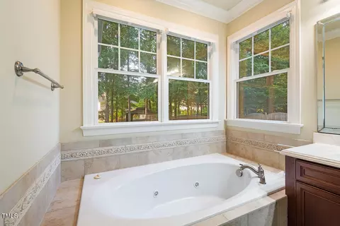 Bath - 116 Wright Hill Dr, Durham, NC 27712 photo 3 of 5