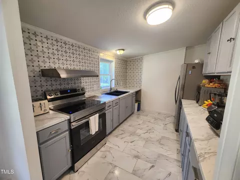 Kitchen - 88 Barnes Rd, Middlesex, NC 27557 photo 1 of 3