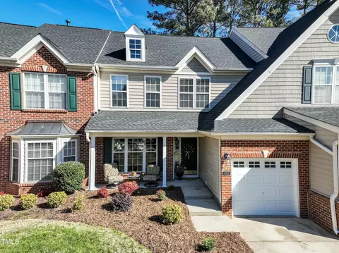 10115 Mizner Ln, Raleigh, NC 27617