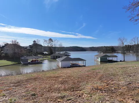 41 S Stillwood Ln, Semora, NC 27343