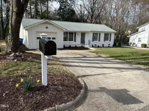 213 Brandon Ct, Raleigh, NC 27609