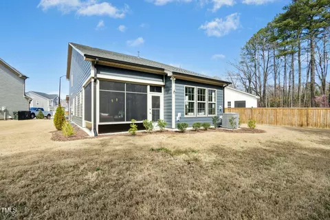 Exterior - 2515 Maplemere Ct, Durham, NC 27703 photo 5 of 8