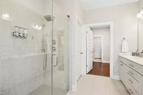Bath - 2515 Maplemere Ct, Durham, NC 27703 photo 1 of 4