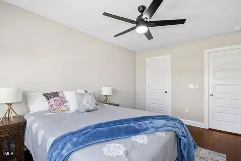 Bedroom - 2515 Maplemere Ct, Durham, NC 27703 photo 5 of 5