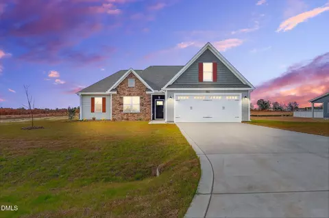228 Hillwood Dr, Sanford, NC 27332