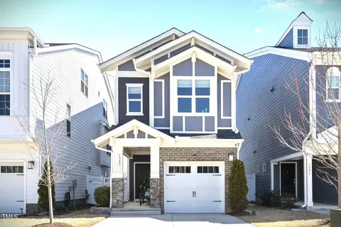 1347 Brown Velvet Ln, Apex, NC 27523