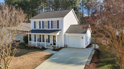 402 Homestead Park Dr, Apex, NC 27502