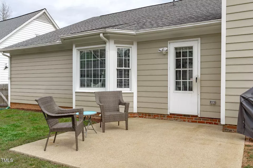 Exterior - 11228 N Radner Way, Raleigh, NC 27613 photo 4 of 7
