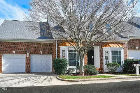 110 Alden Village Ct, Cary, NC 27519