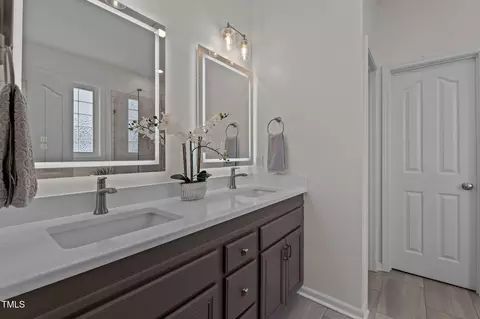 Bath - 9208 Cornwell Dr, Wake Forest, NC 27587 photo 1 of 5