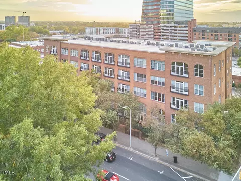 200 S Dawson St #303, Raleigh, NC 27601