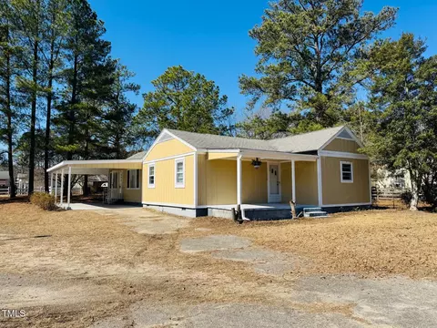 1403 Fairground Road Rd, Dunn, NC 28334