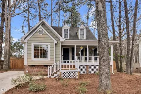 107 Fishers Creek Ct, Cary, NC 27513