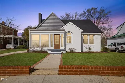 512 S 4th St, Smithfield, NC 27577