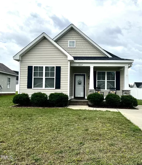 3827 Bucklin Dr NE, Elm City, NC 27822