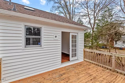 Exterior - 7 Harrigan Ct, Durham, NC 27705 photo 3 of 6