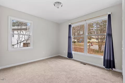 Bedroom - 7 Harrigan Ct, Durham, NC 27705 photo 4 of 8