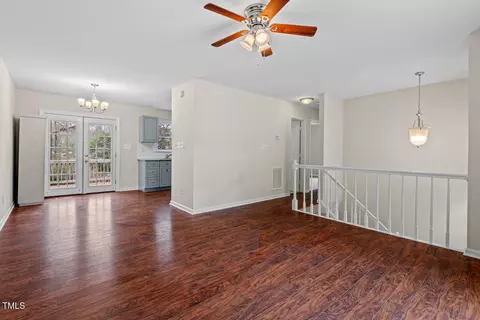 Living - 7 Harrigan Ct, Durham, NC 27705 photo 3 of 4