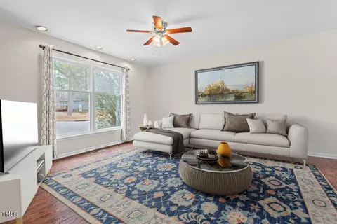 Living - 7 Harrigan Ct, Durham, NC 27705 photo 1 of 4