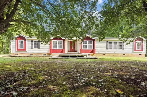 36 Sourwood Ln, Hurdle Mills, NC 27541