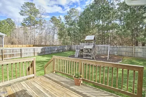 215 Strolling Way, Durham, NC 27707 photo 8